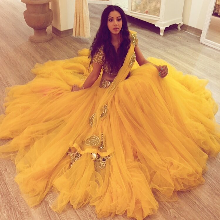 Abhinav-Mishra lehenga