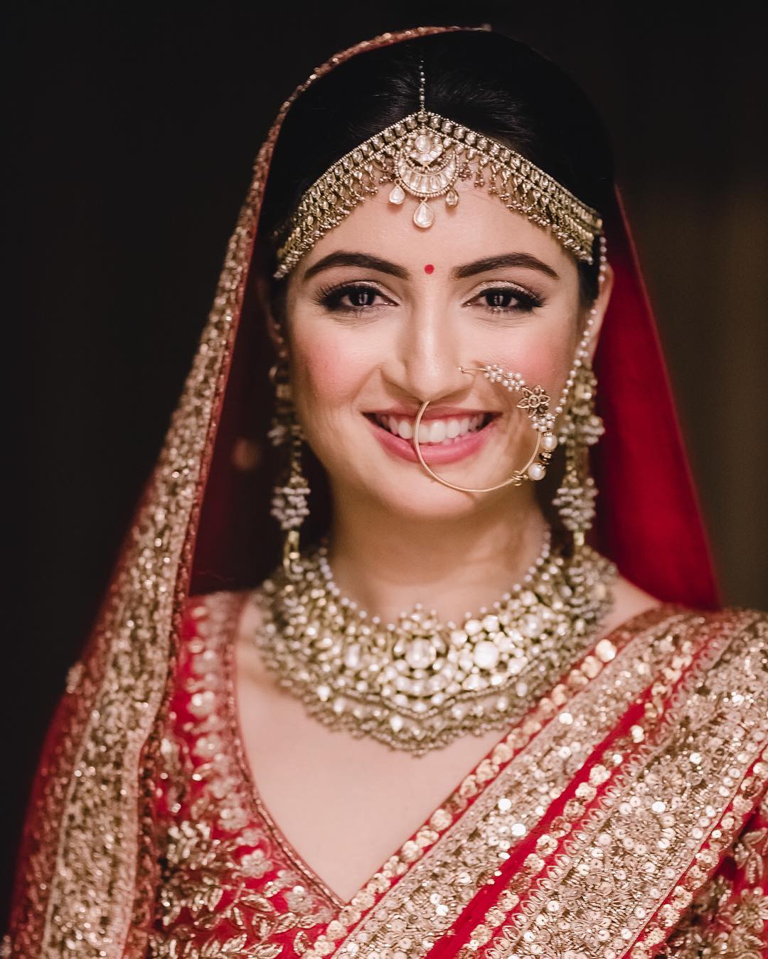 Bridal Jewellery Ideas - simple gold nath with pearls