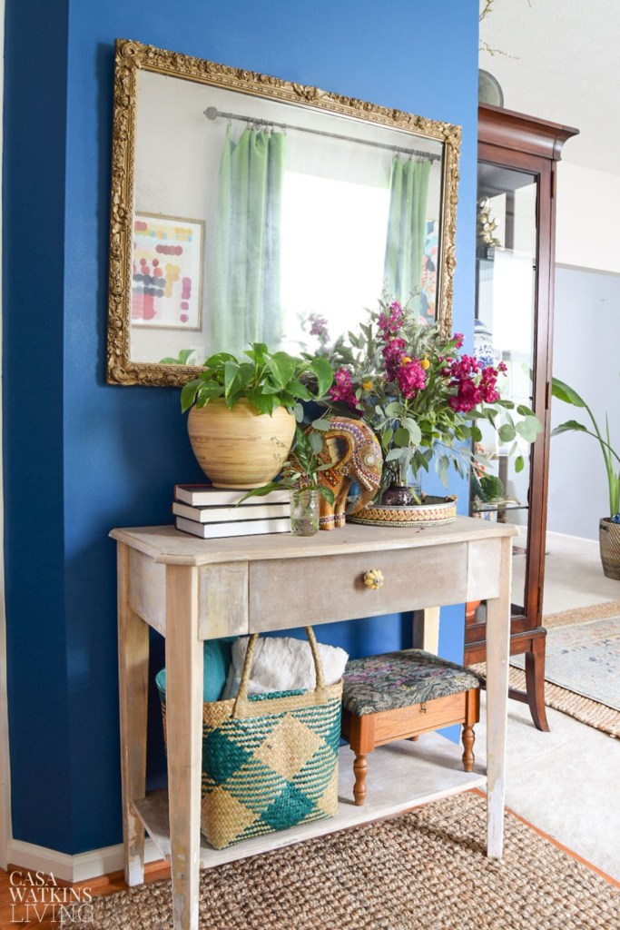 blue wall paint colours for entryway