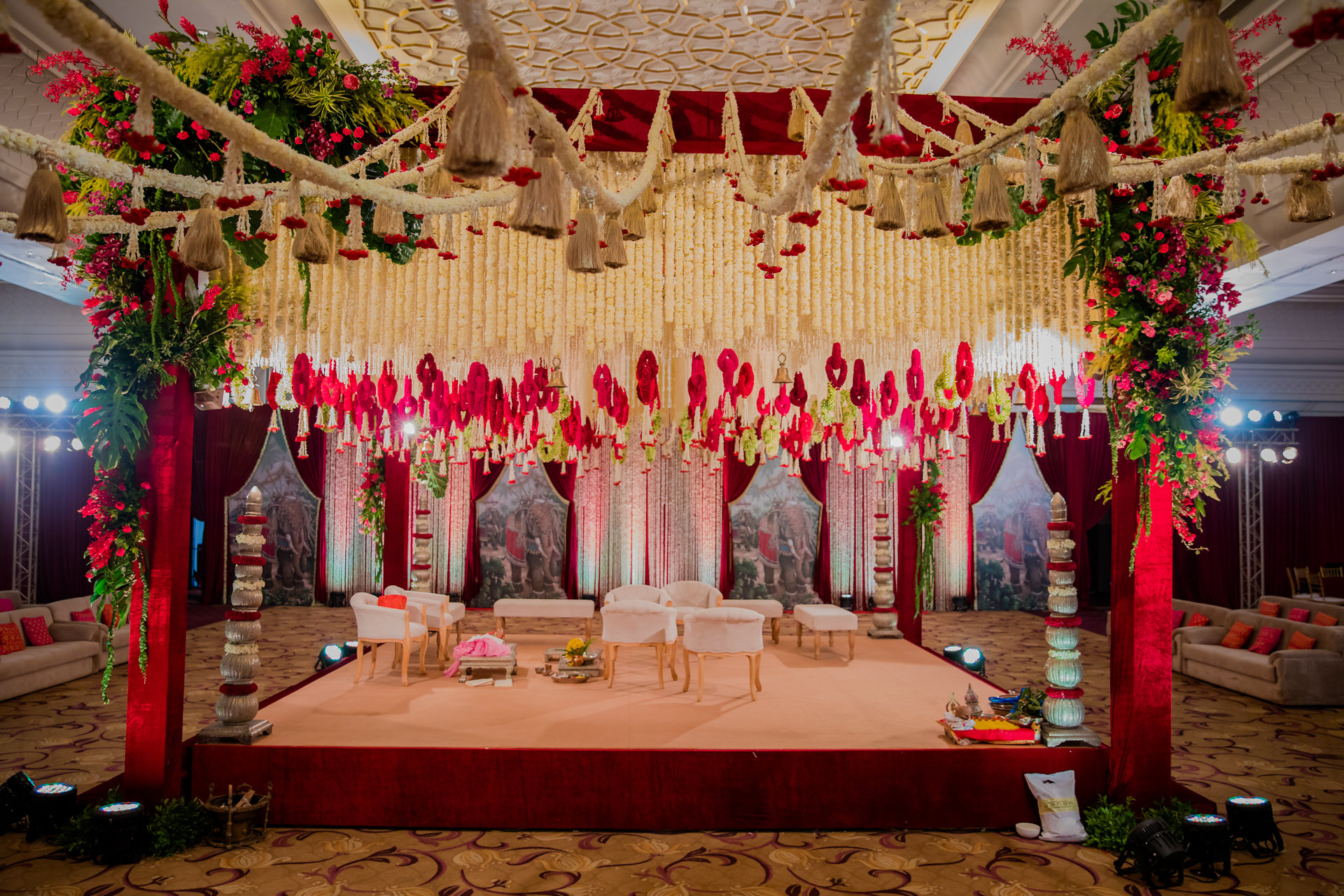 white and red mandap decor idea