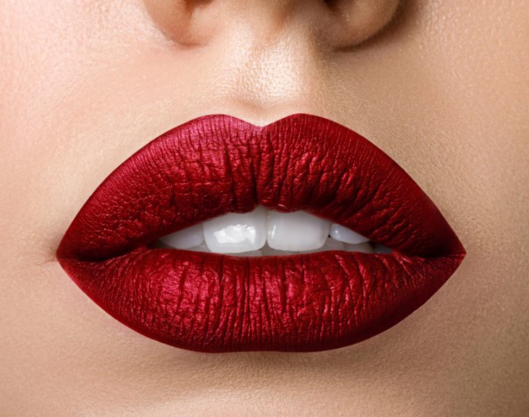 Lakme9to5-Red-Lipstick-Shades