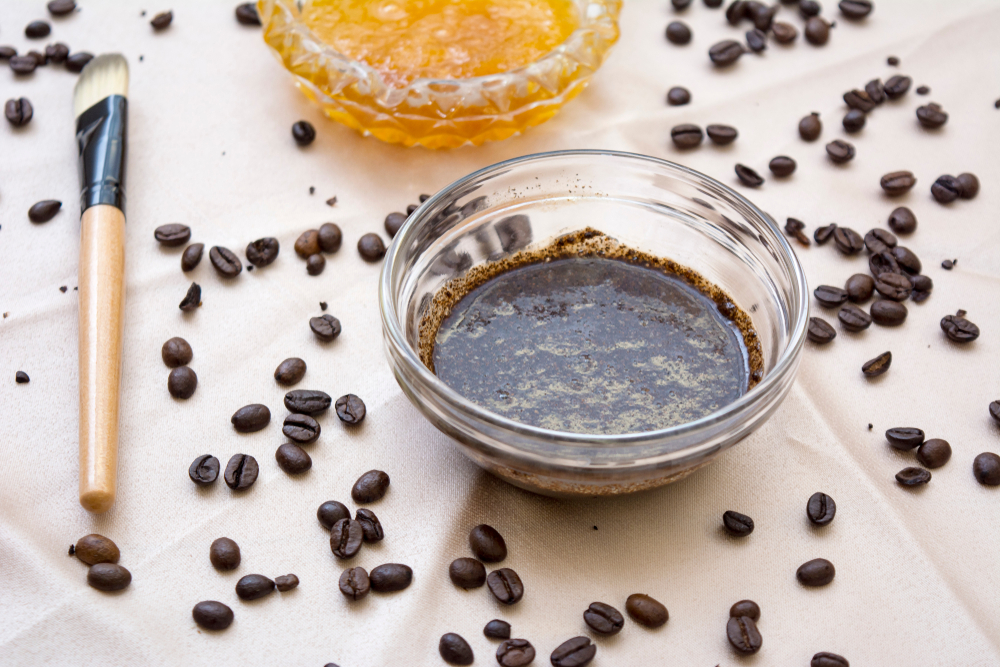 Top 10 side effects of coffee on face 1 Homemade Coffee Face Pack Recipes For Glowing Skin